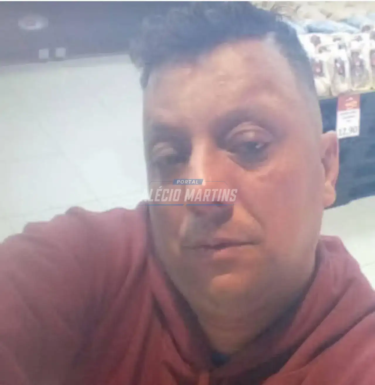 Homem é morto a tiros em frente a oficina em Sarandi