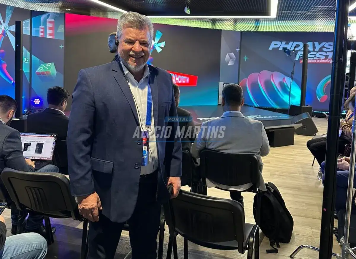 Deputado Delegado Jacovós representa Assembleia Legislativa em conferência internacional de Cibersegurança na Rússia