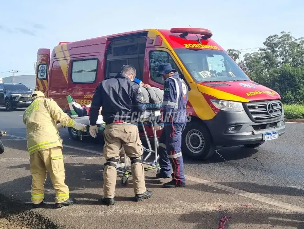 Casal de Paiçandu sofre acidente em Maringá e mulher é socorrida com fratura exposta na perna