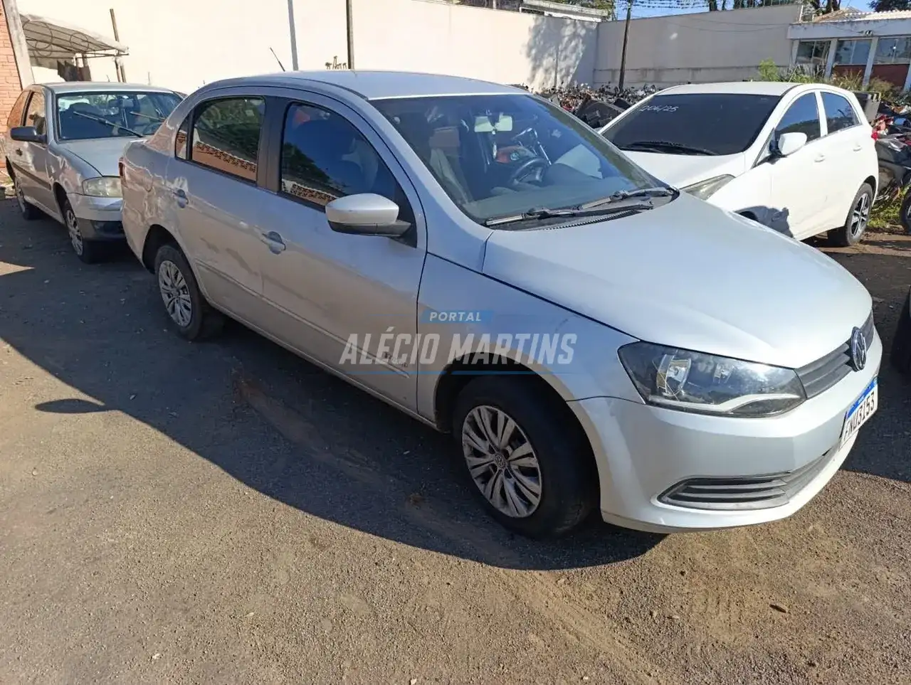 Assaltante se passa por comprador e rouba carro anunciado na internet