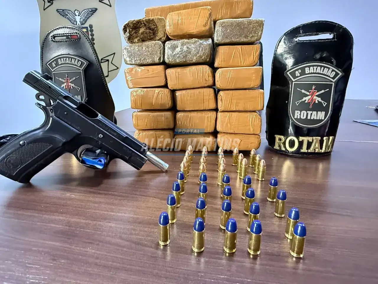 Jovem beneficiado com “saidinha” é preso por tráfico e roubo em Floresta