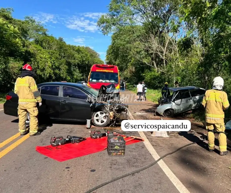 Duas pessoas morrem em grave acidente na PR-323 na manhã desta segunda-feira