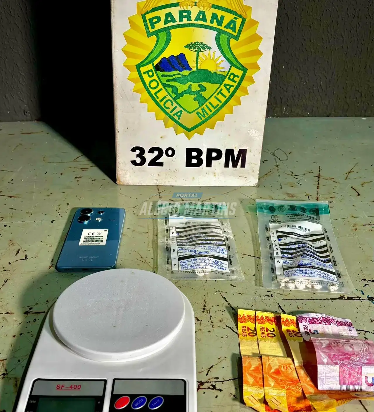 Dono de bar e cliente são encaminhados por tráfico de drogas após prisão da ROTAM, em Doutor Camargo
