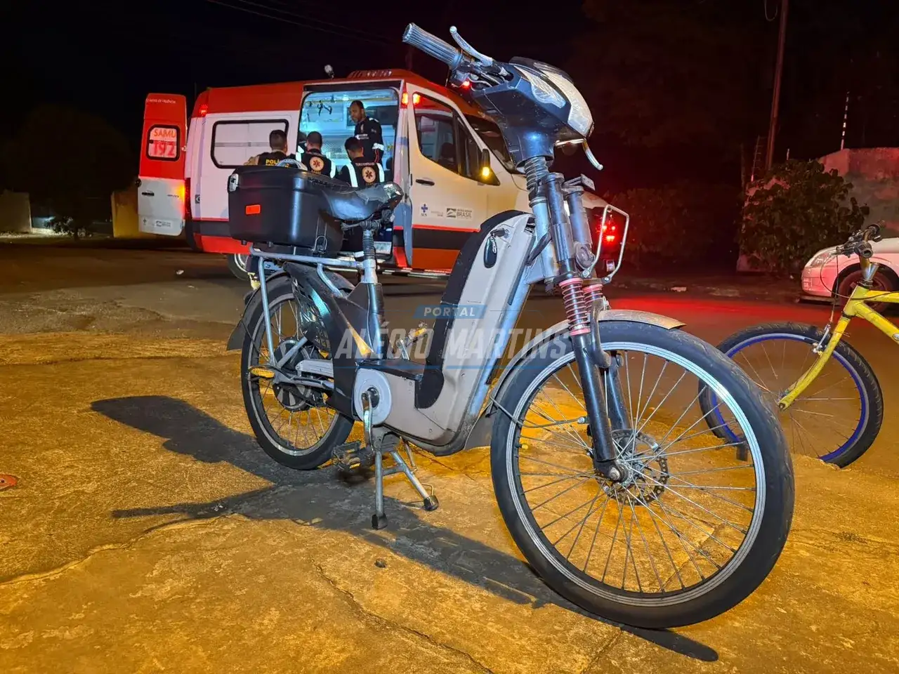Ciclista fica ferido após motorista avançar preferencial em Paiçandu
