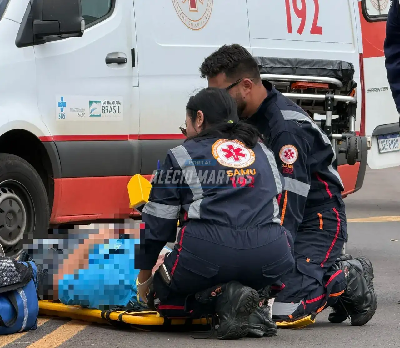 Motociclista fica ferido após colidir na traseira de ônibus na Avenida Ivaí, em Paiçandu