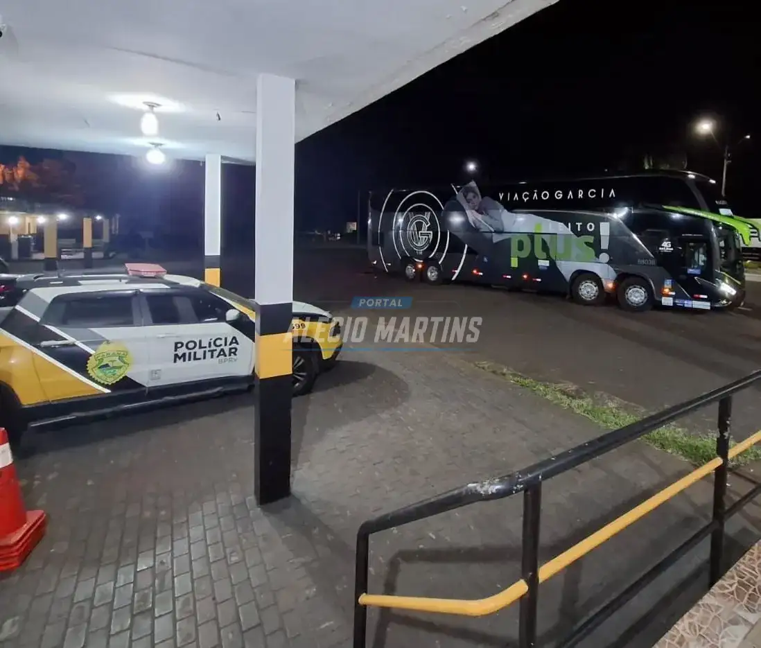 Piratas do asfalto agem na região - Assalto e tiros contra ônibus na PR-317 assustam passageiros durante a madrugada
