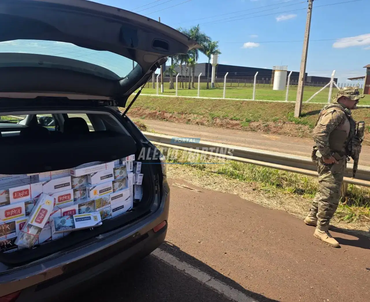 PRF apreende 3 mil maços de cigarros contrabandeados na rodovia PR-323 em Paiçandu